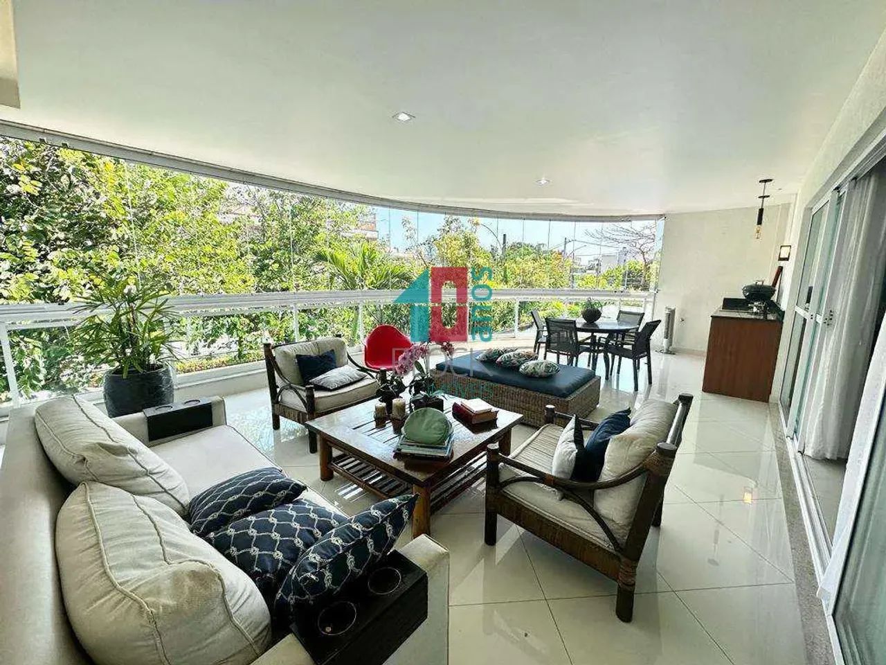 Recreio dos Bandeirantes | Apartamento 4 quartos, sendo 2 suites