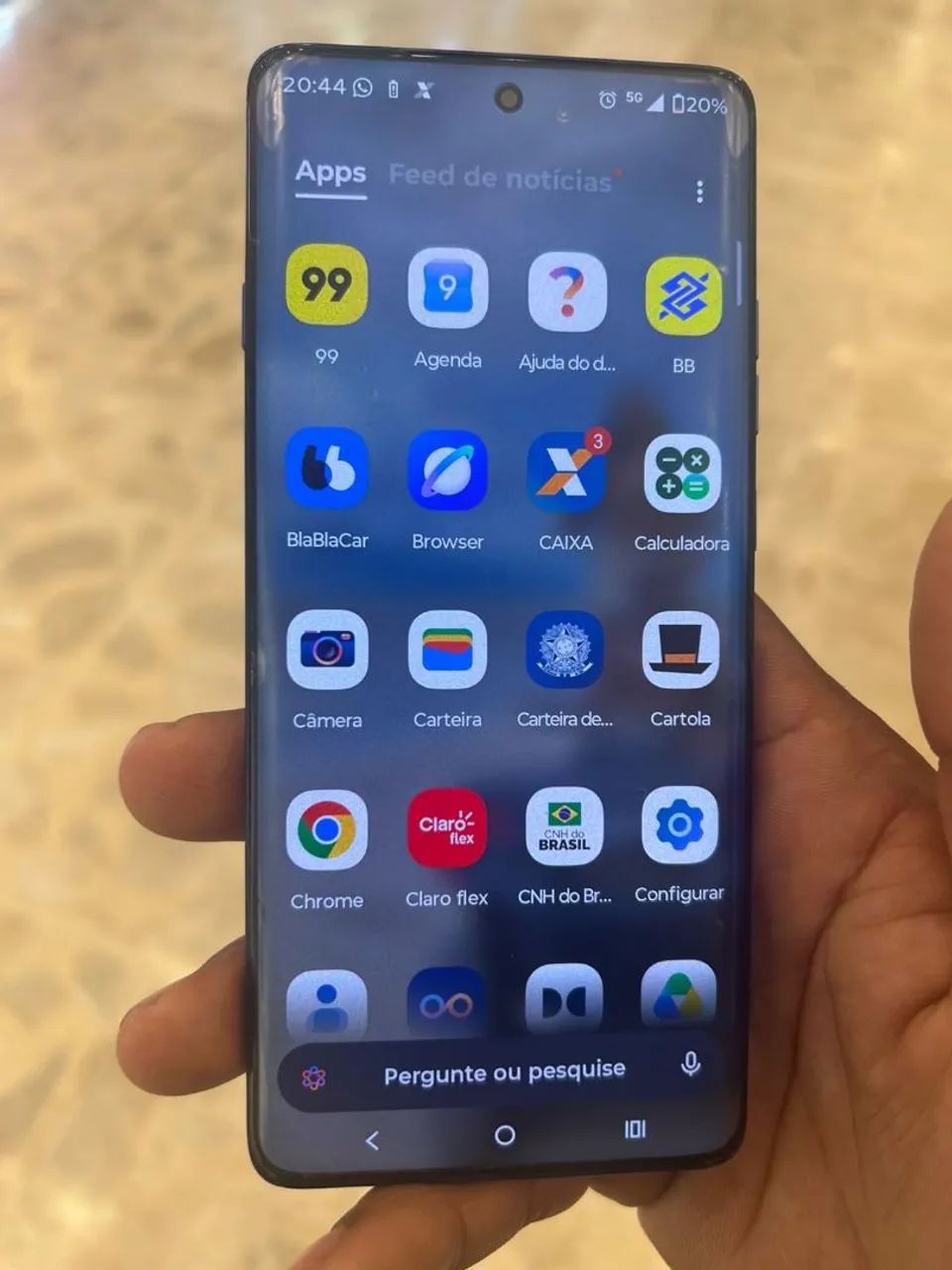 Edge 60 pro , na caixa e carregador original  - Foto 4