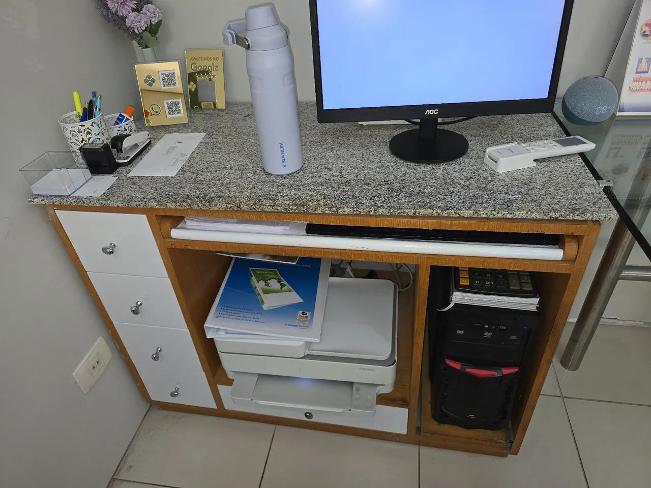 Mesa para computador com tampo em granito - Foto 4