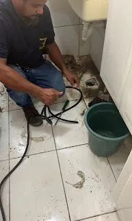 BOMBEIRO HIDRÁULICO DISPONÍVEL PROFISSIONAL  - Foto 2