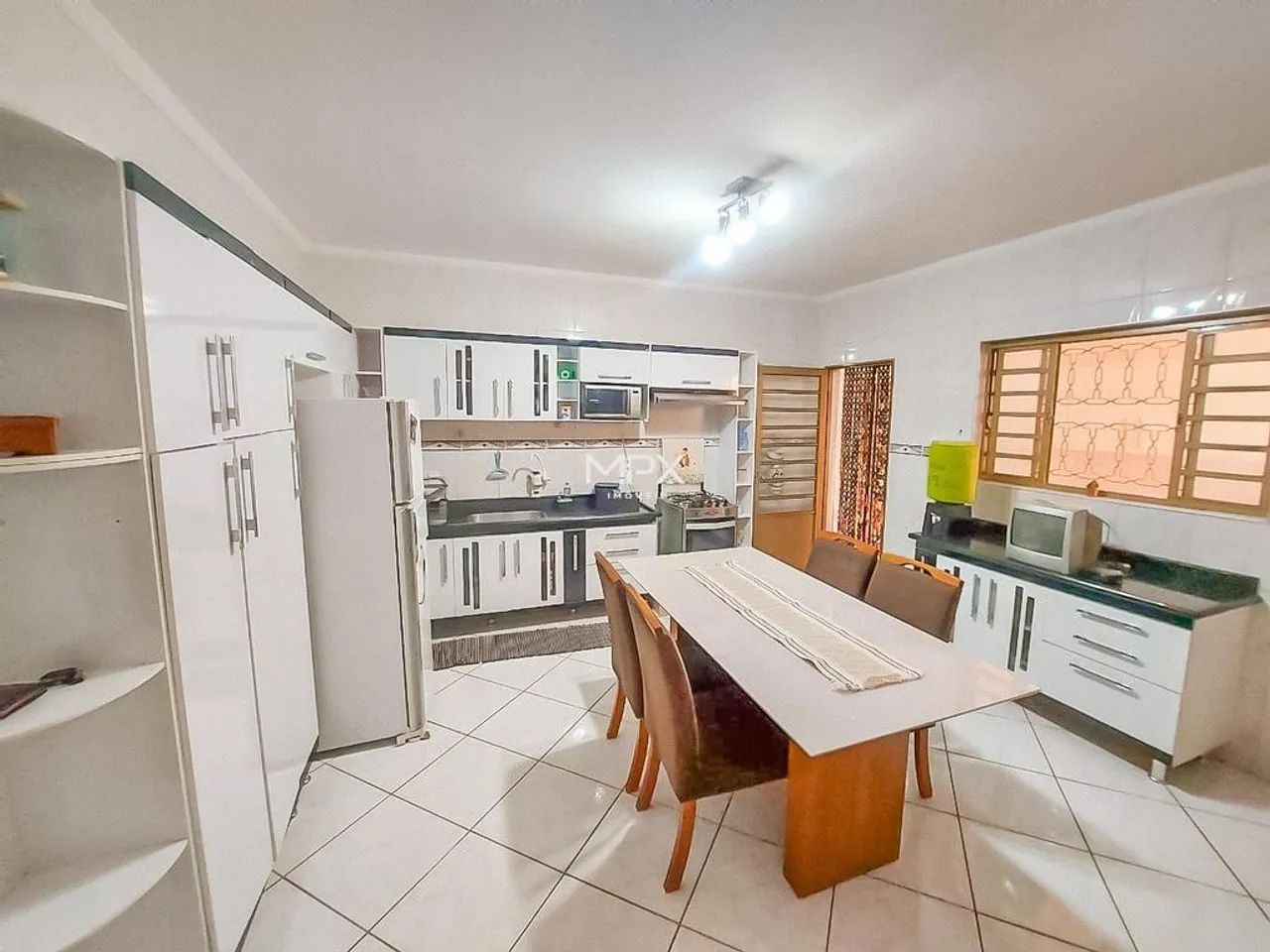 Chácara à venda em Piracicaba, Ártemis, com 3 quartos, com 1000 m²