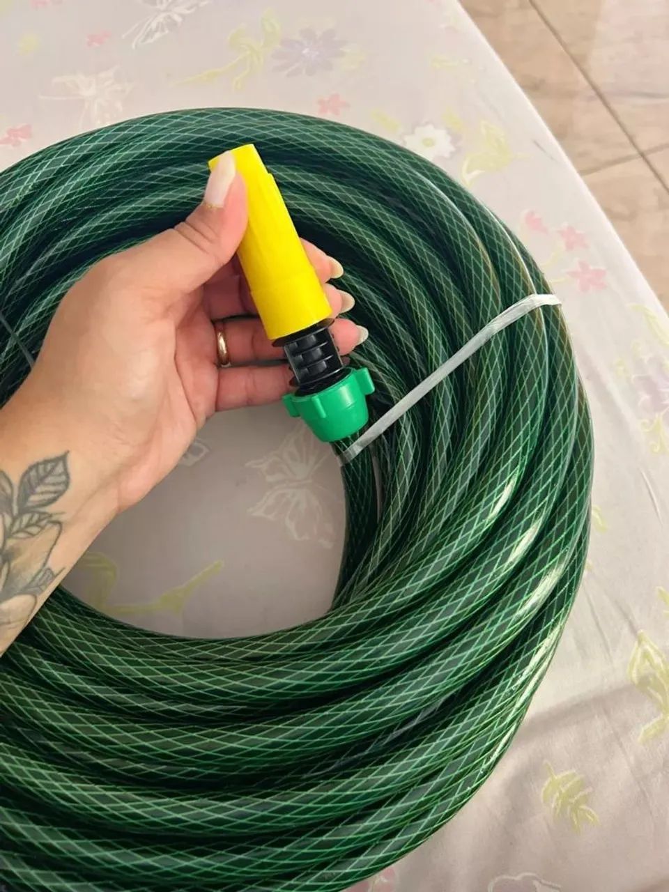 Mangueira de Jardim 20 metros nova com esguicho trançada ótima qualidade  - Foto 6