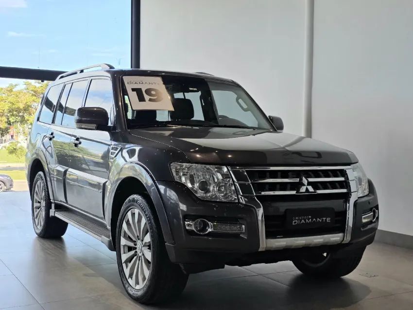 Mitsubishi Pajero Pajero HPE Full 3.2 4x4 T.I.Dies. 5p Aut 2019