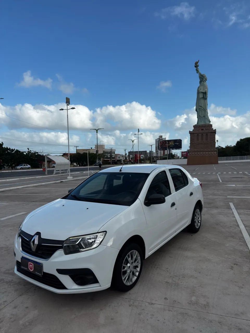Renault Logan LIFE 1.0 12V FLEX 2022