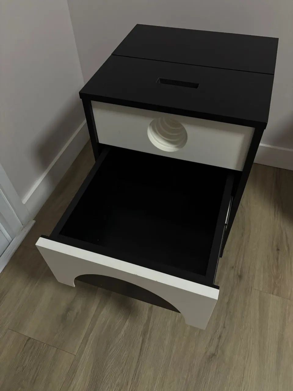 Mesa de cabeceira criado mudo - Foto 3