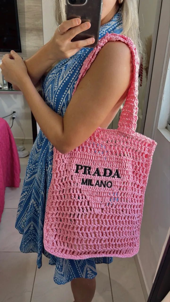 Bolsa em ráfia crochê Prada - Foto 3