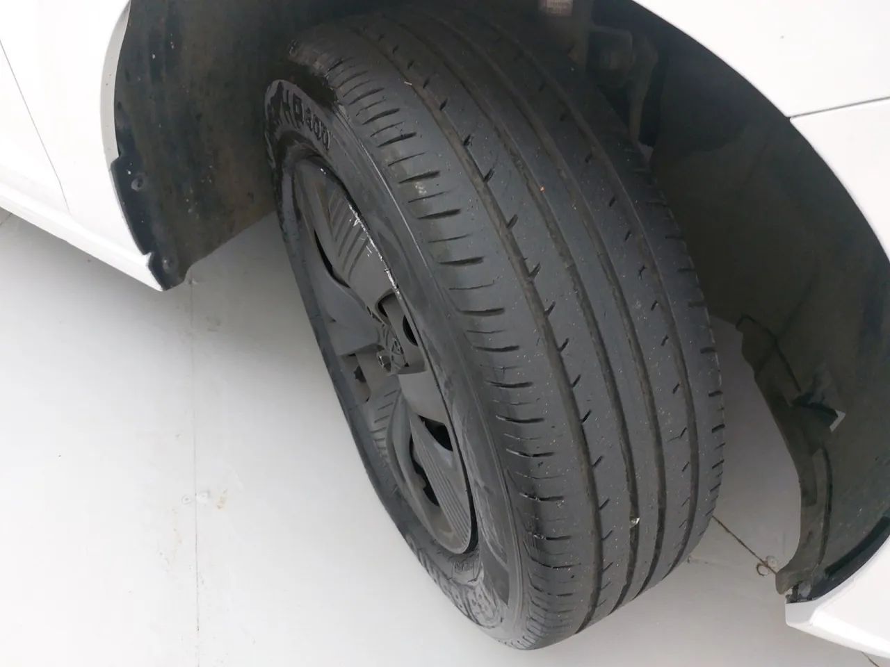 Volkswagen Polo Track 1.0 Flex 12V 5p, foto 13 de 18