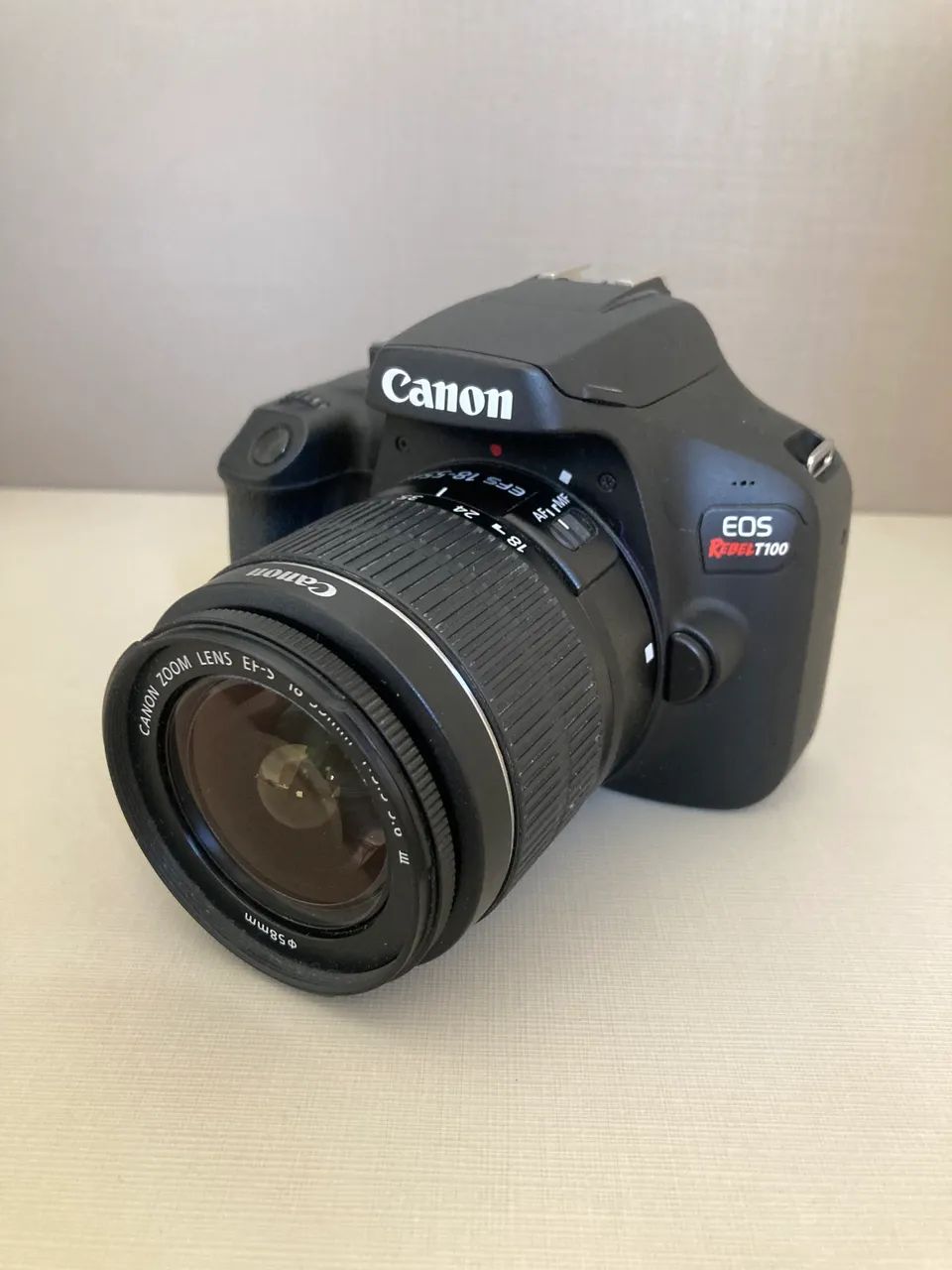 Câmera Canon Eos T100 wi-fi - apenas 19k cliques - impecável 