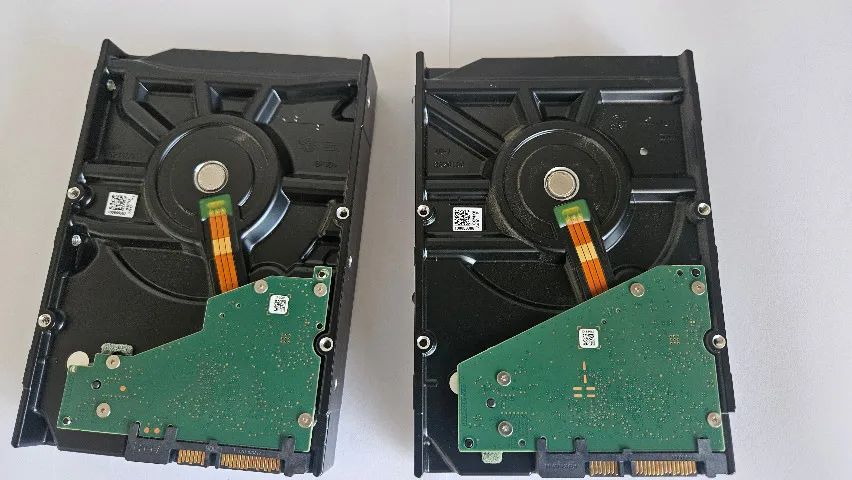 Par HD IronWolf Pro 4 Terabytes cada  - Foto 2