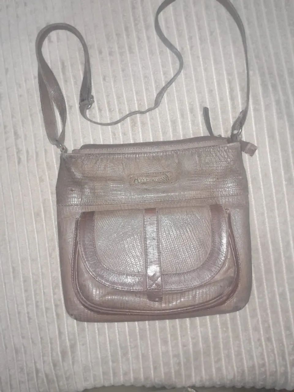 Bolsa de ombro artcouros entrega gratis