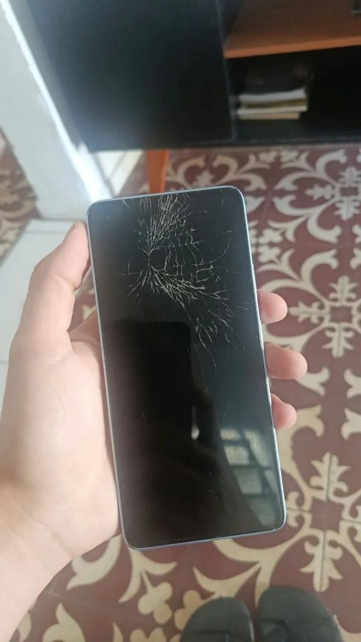 Redmi note 13 4g 256/8 - Foto 4
