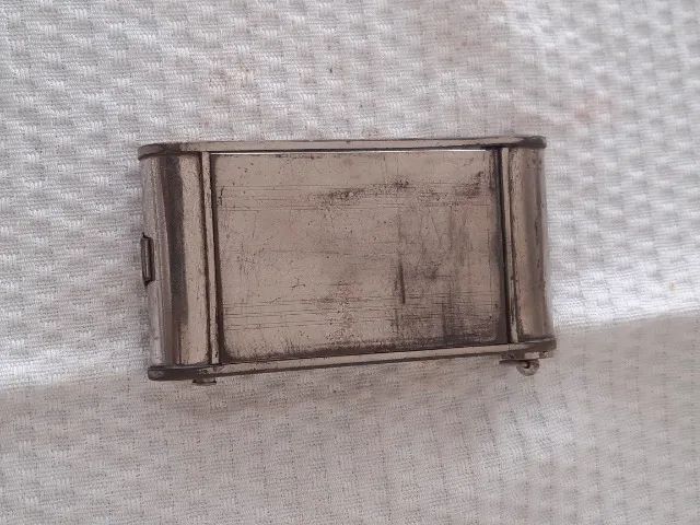 Cigarrilha com kit de maquiagem  - Foto 4