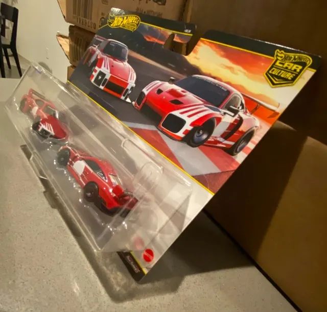 Hot Wheels Premium Porsche 935 e 2018 Porsche 935 - Two Pack Exclusivo TARGET - Foto 2