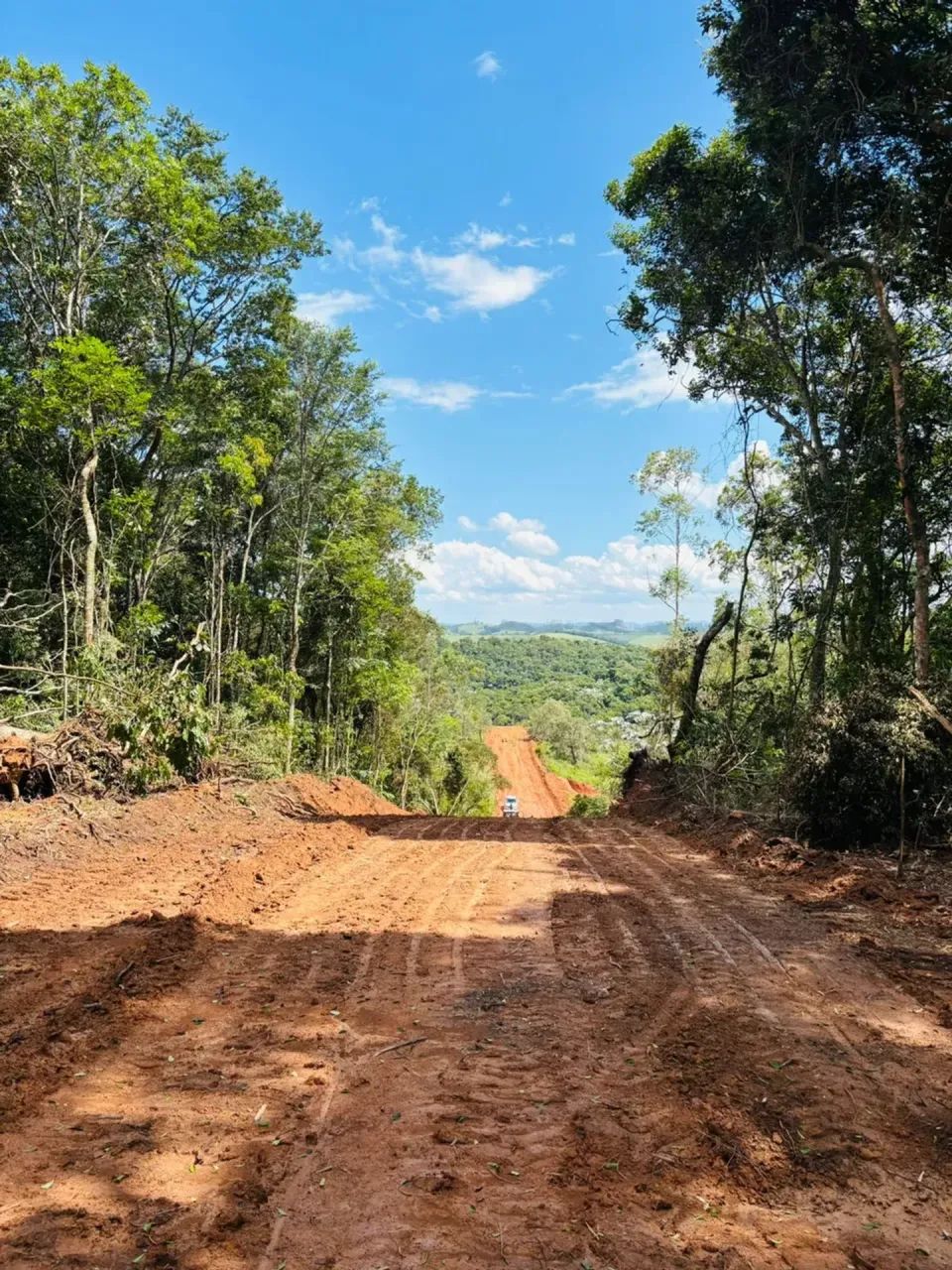 85T- LOTES TRANQUILOS E VALORIZADOS - Foto 2