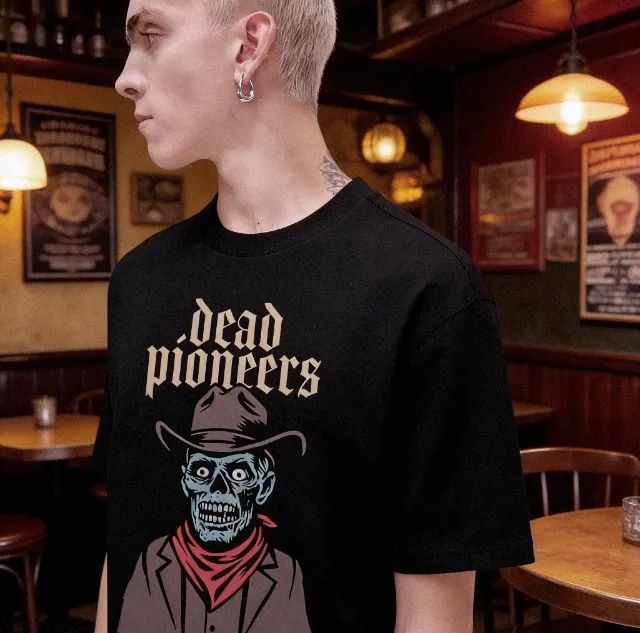 camiseta dead pioneers - tam . g (oversized) - Foto 2