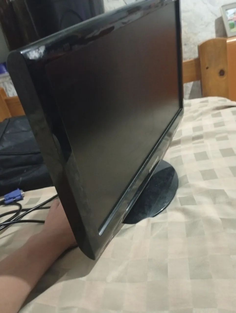 Monitor Samsung 19 polegadas (com defeitos no vídeo) - Foto 2