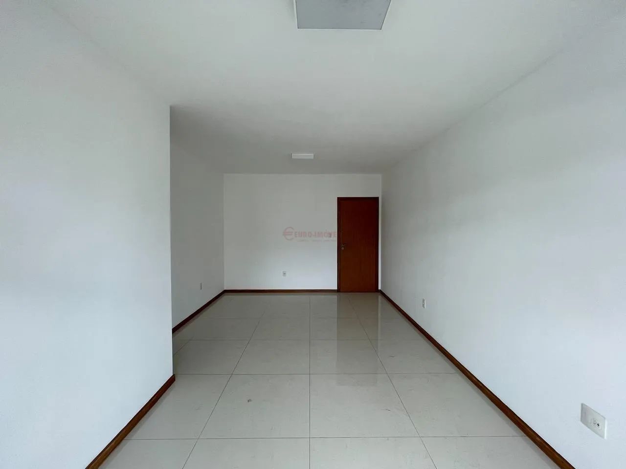 Apartamento com 2 quartos, suíte, varanda e lazer completo - Foto 5