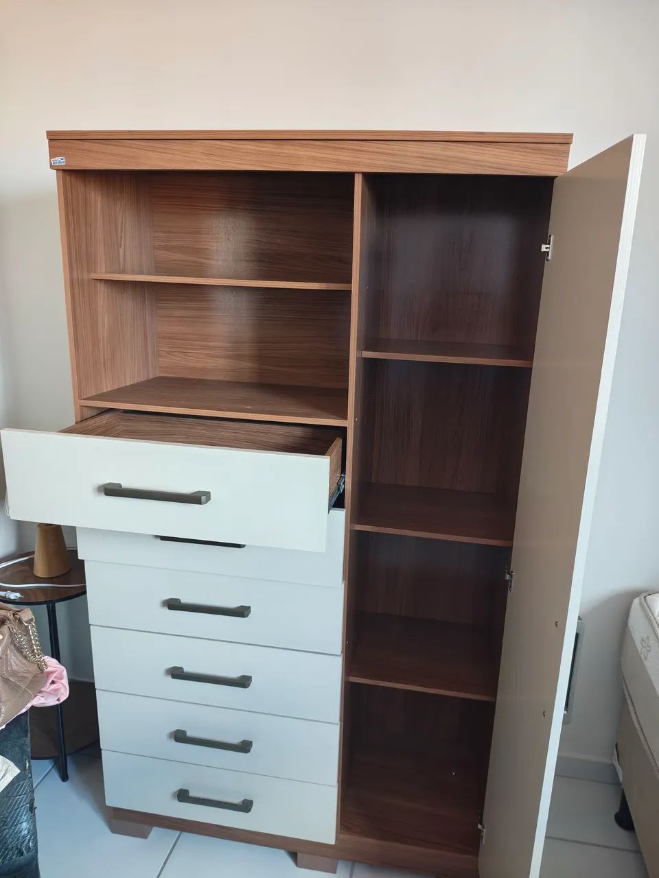 Cômoda 100% MDF ,5 gavetas e 1 porta  - Foto 2