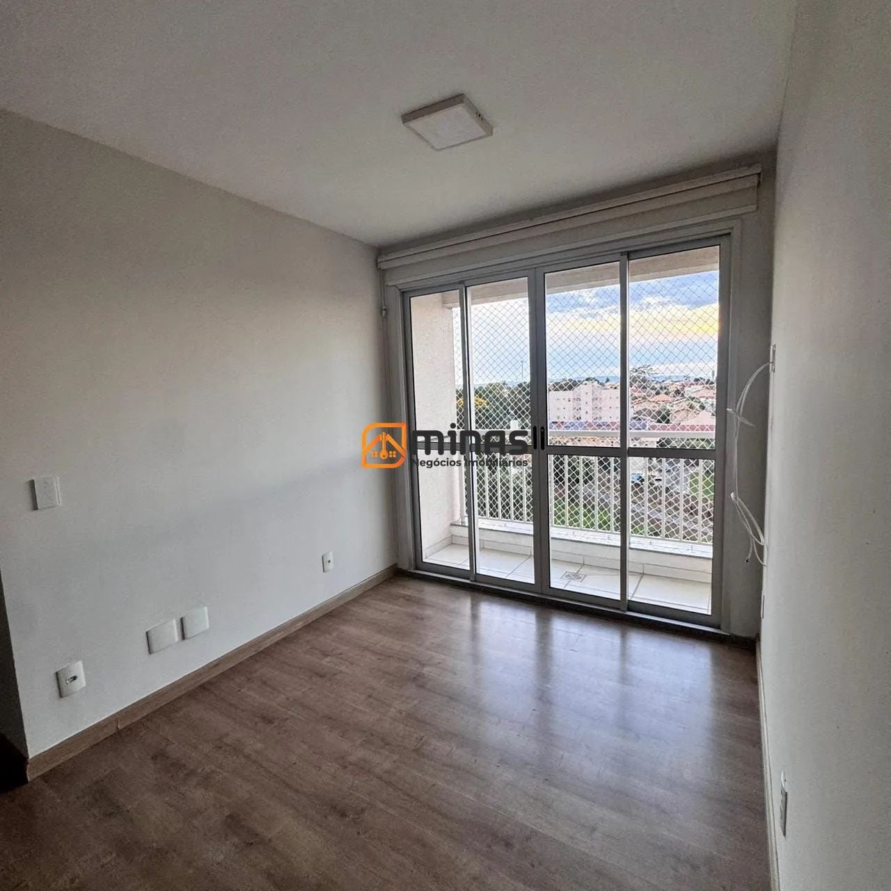 Apartamento com 3 quartos e sacada próximo da UNIC - Foto 2