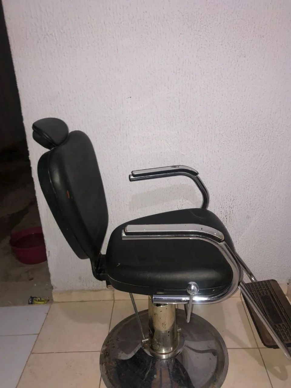 Cadeira de barbeiro  - Foto 3