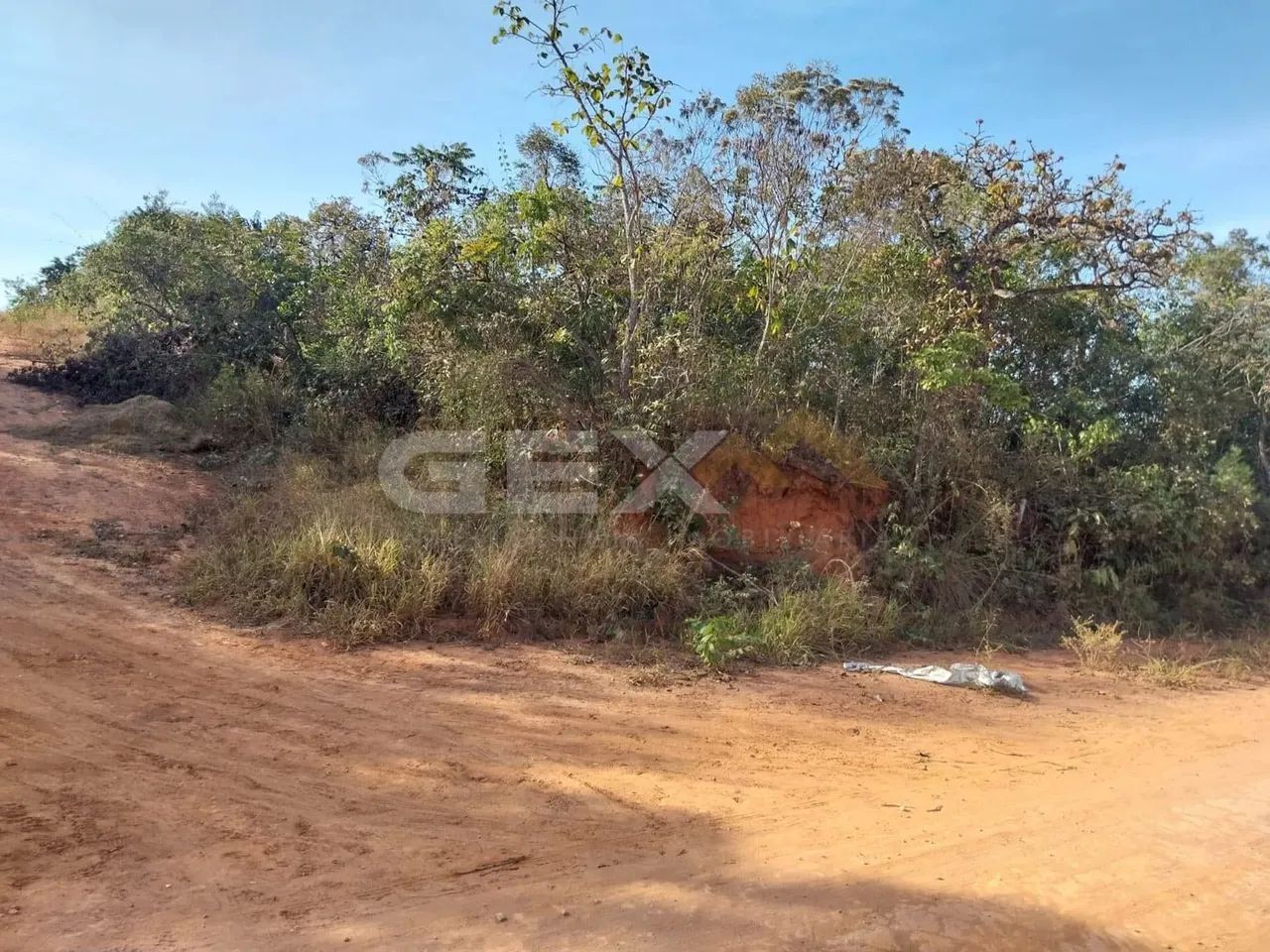 Lote com 288m², 12m² de frente, rua Paulino Rosa, Itacolomi - Divinópolis/MG