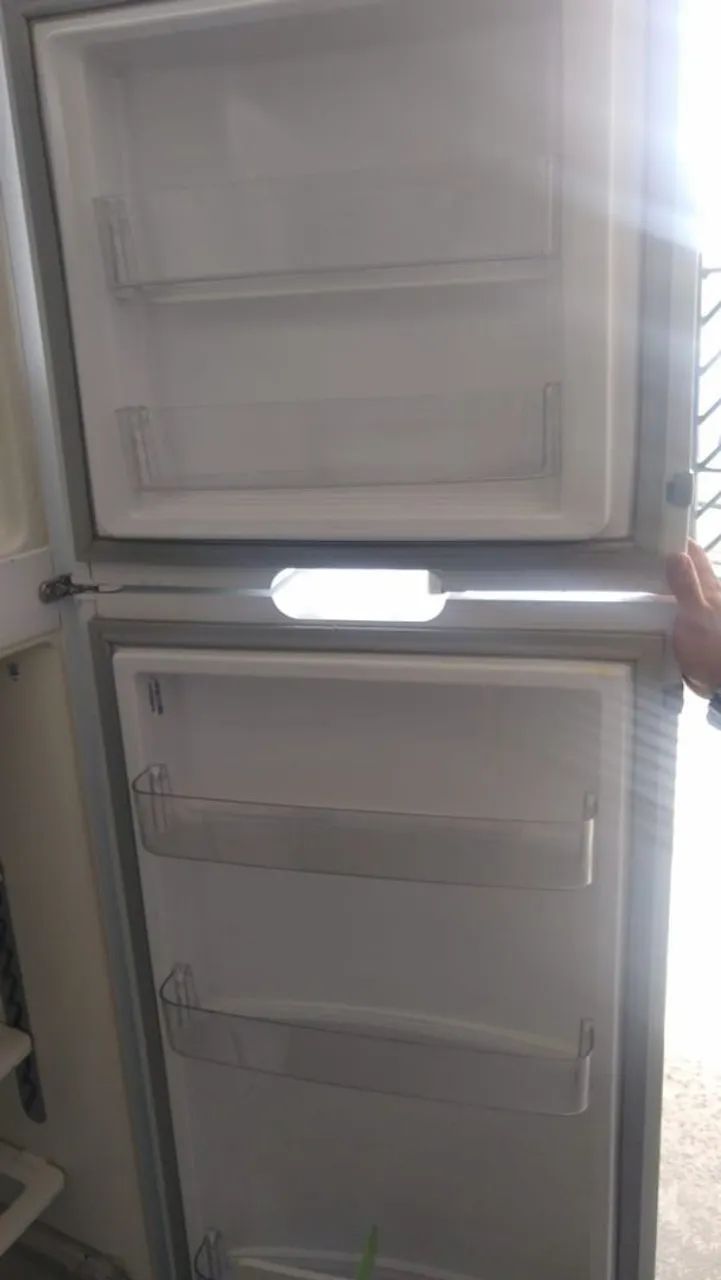 Geladeira Consul voltagem 220 - Foto 3
