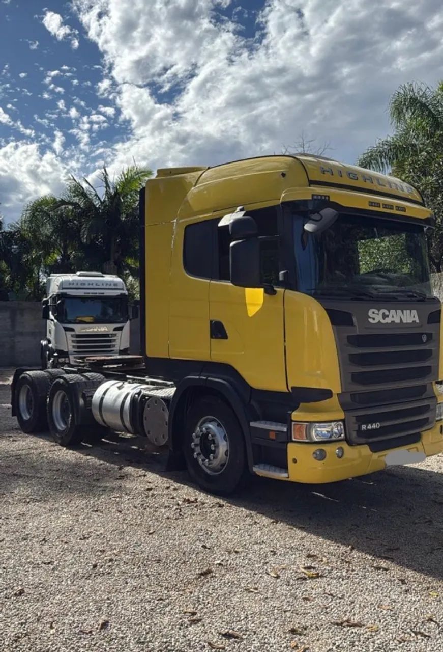 Caminhão scania R440 2018 