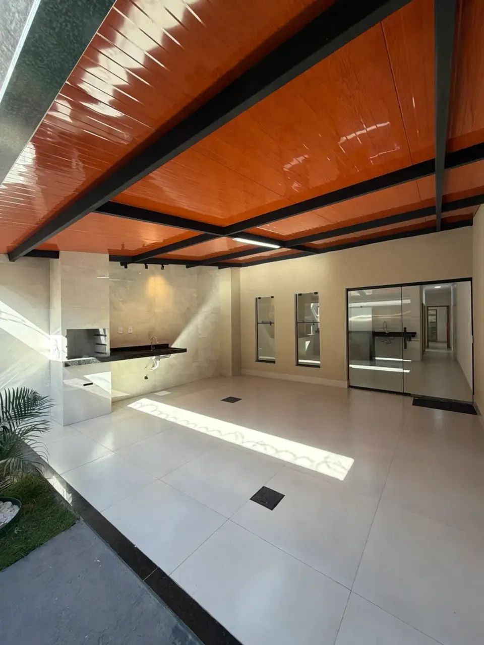 Casa 3/4 com suíte- Prox. ao Supermercado Prátiko - Foto 2