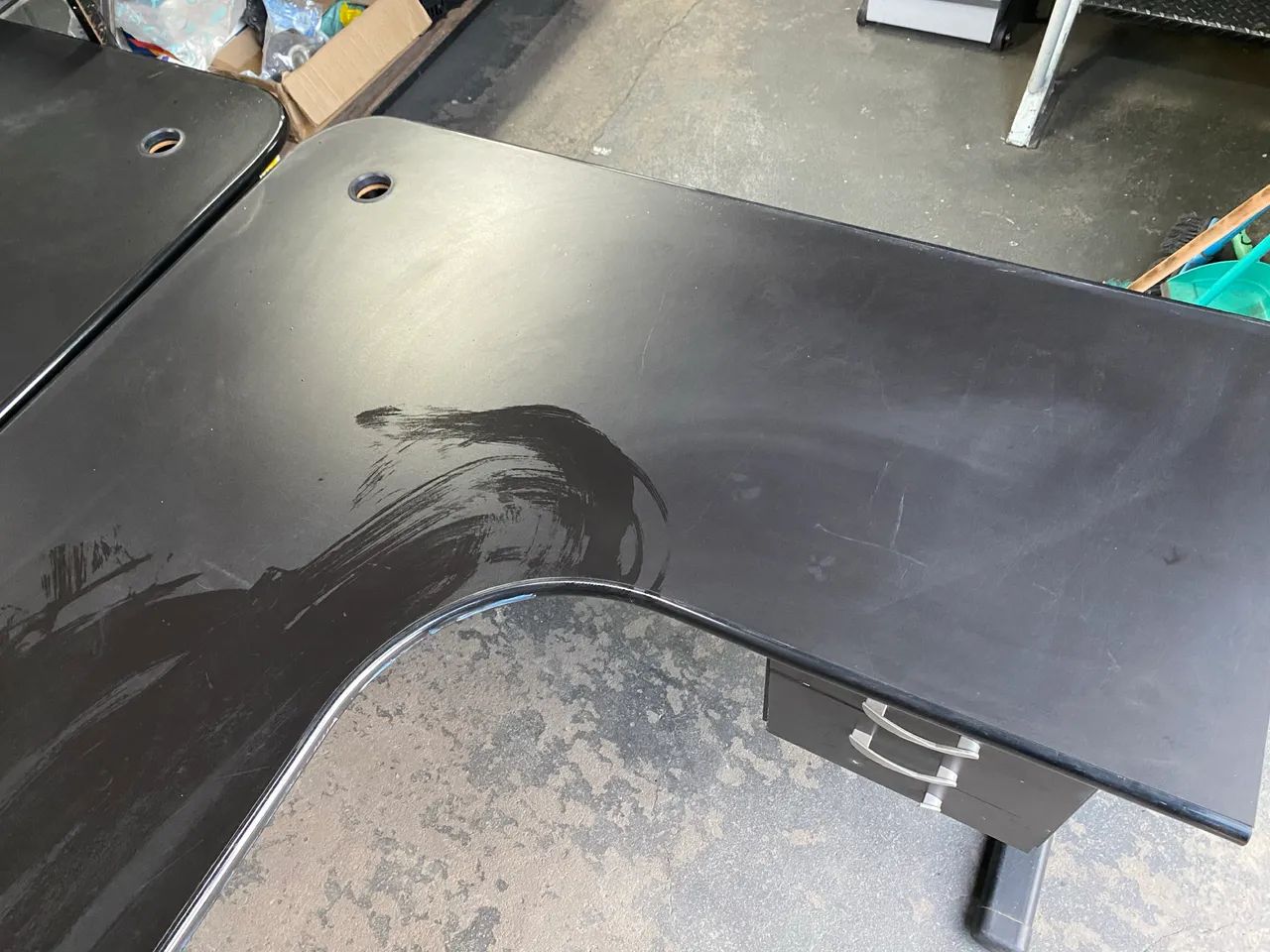 Mesa, escrivaninha com gavetas para escritório  - Foto 3