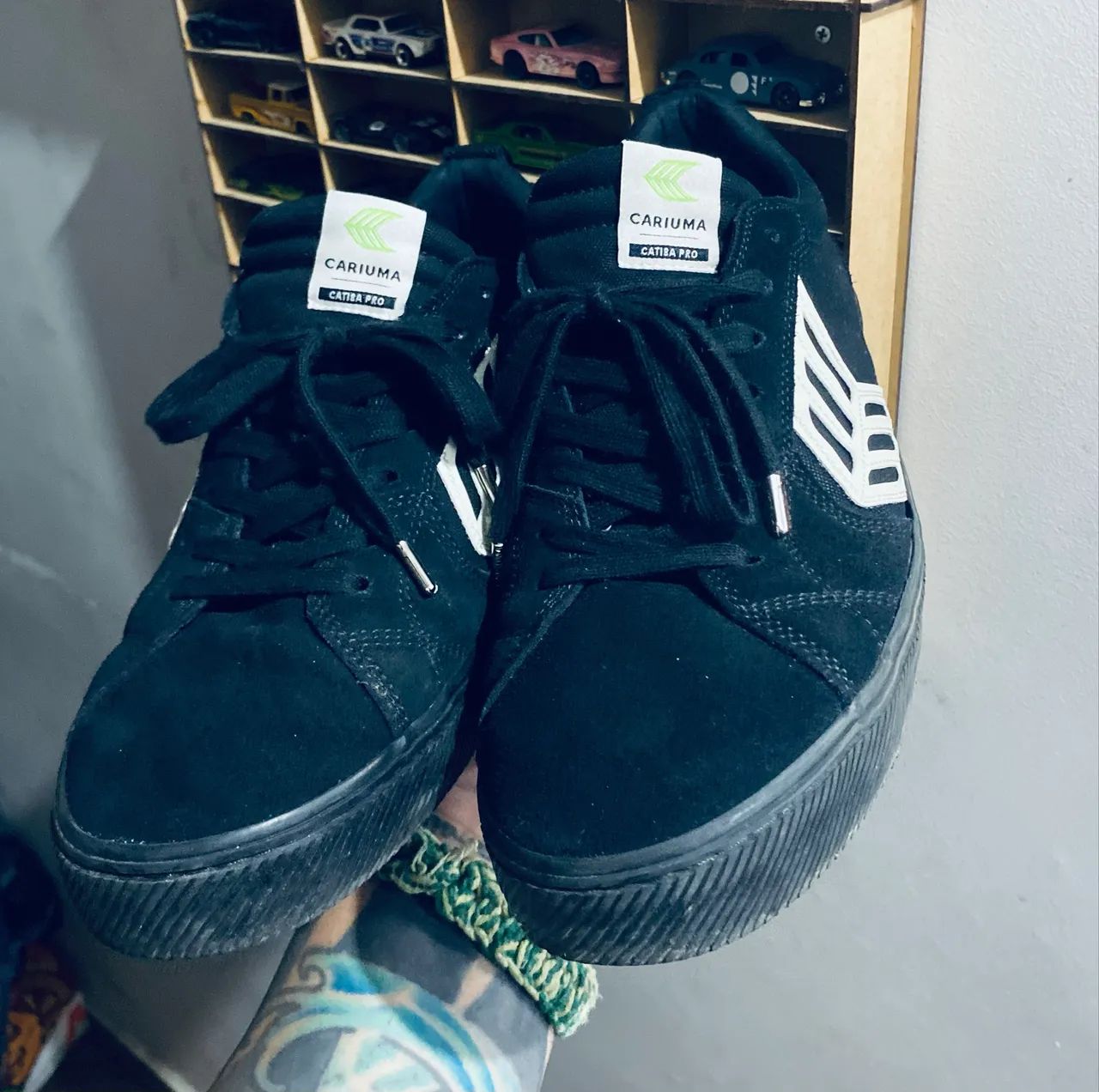 Cariuma skate 43 black 