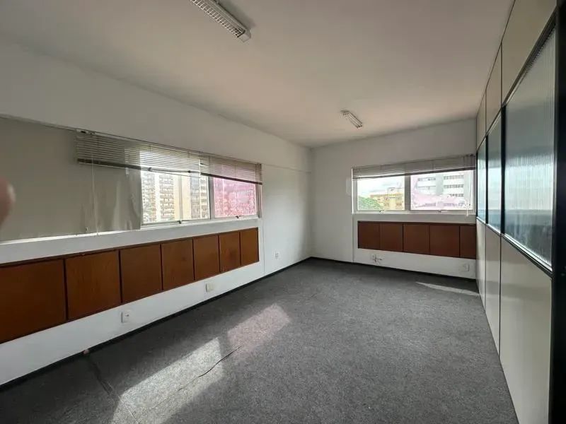 Sala na Av. Higienópolis, 58m², 01 vaga de garagem. - Foto 5
