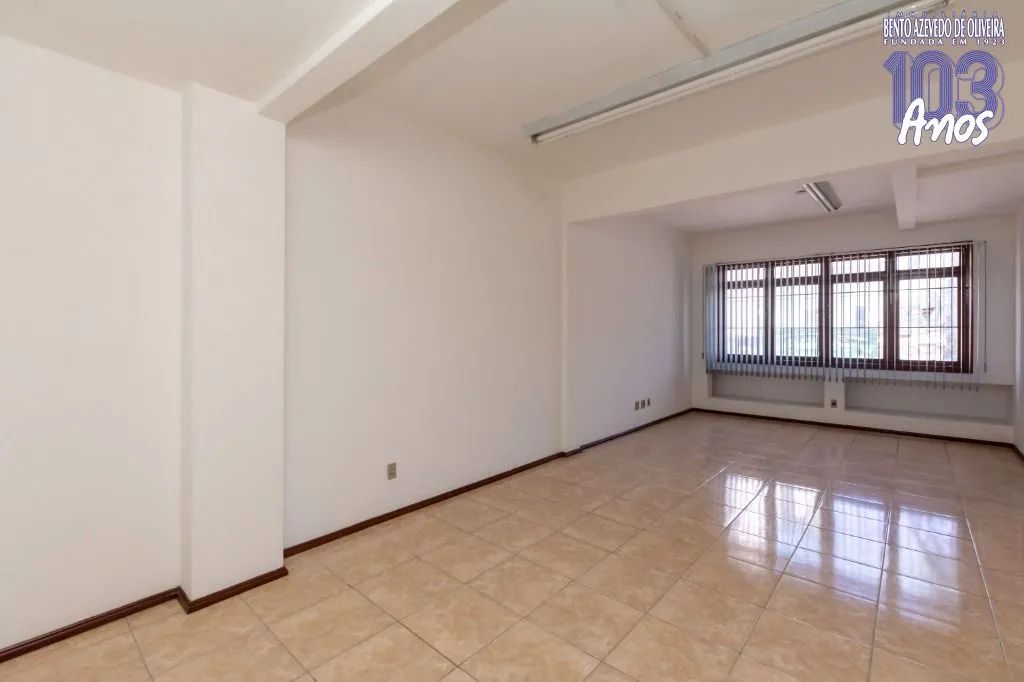 Excelente Sala Comercial em Ótima Localização no Bairro Cidade Baixa