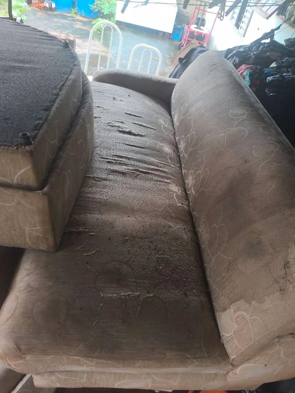 Sofá com mesa de centro 4 peças  - Foto 4