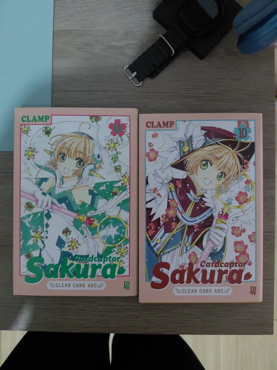 Volume 9 e 10 de Sakura Cardcaptor (com sobrecapa)