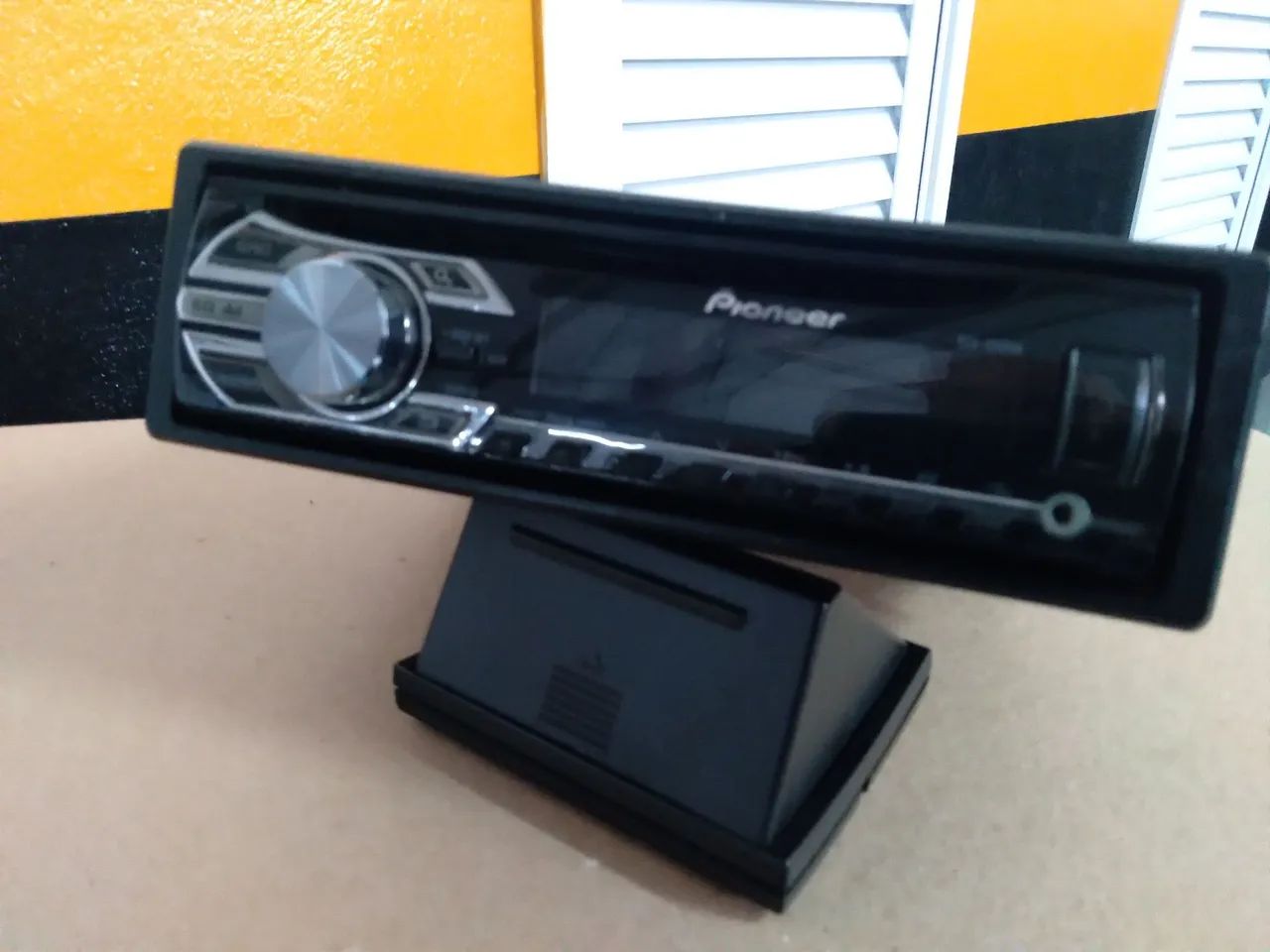 Radio Cd Pioneer Funcionando - Foto 2