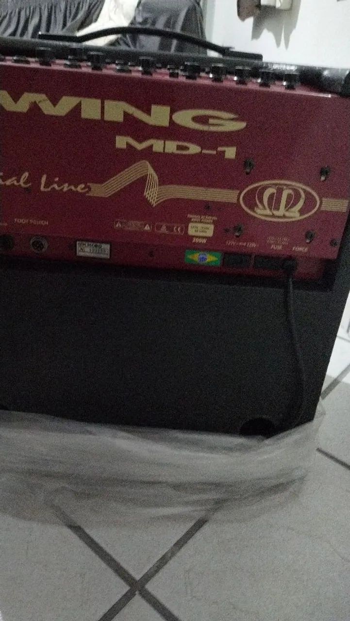 Caixa contra baixo 