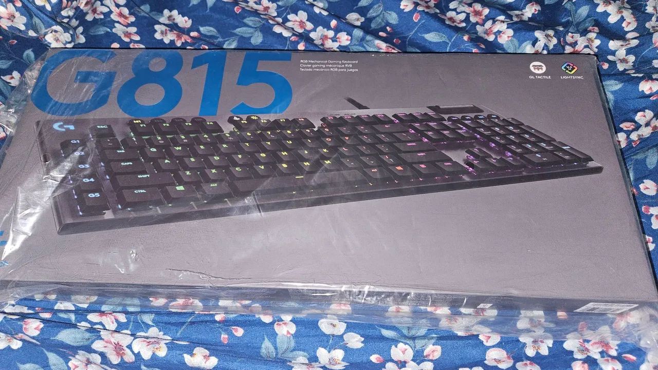 Teclado Logitech G815 lightsync