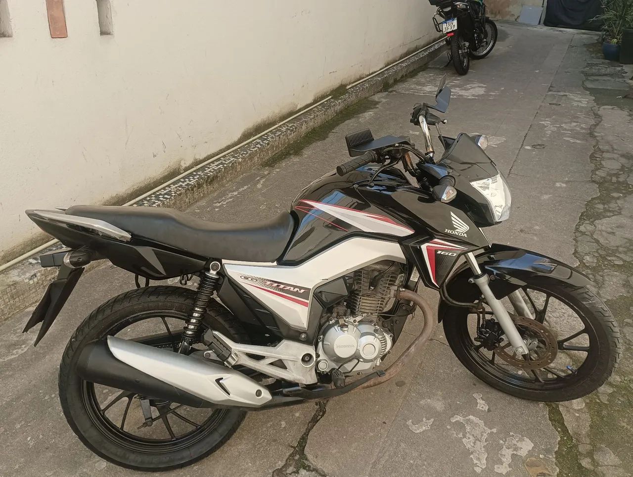 Titan 160 ex