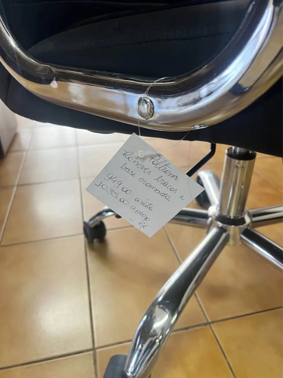 Cadeira Presidente - nova sem uso - Foto 2