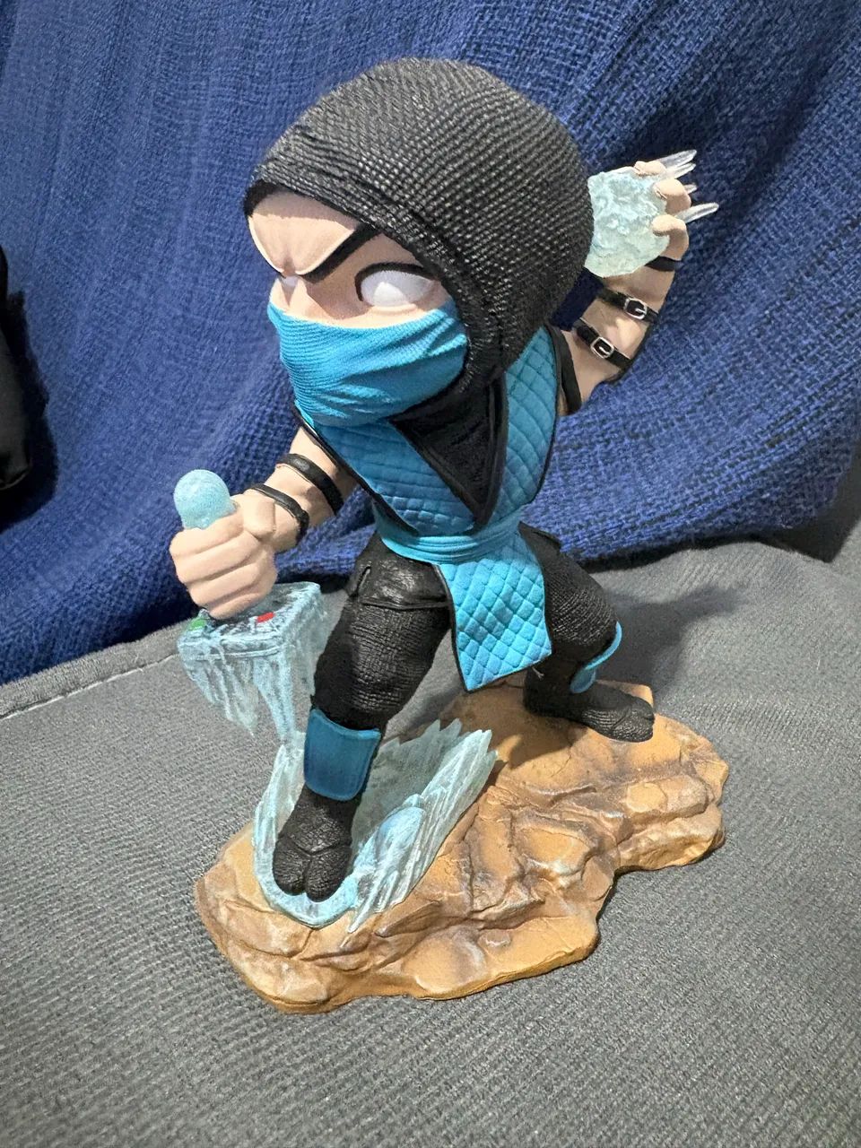 Minicos Mortal Kombat Scorpion e subzero 