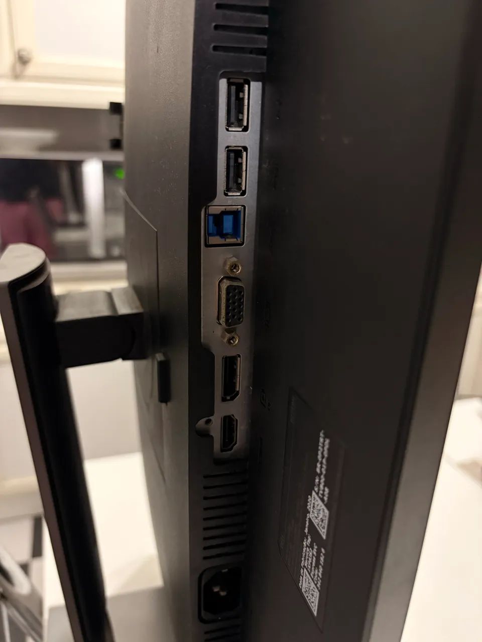 Monitor Dell P2719H - 27 Polegadas - Foto 5
