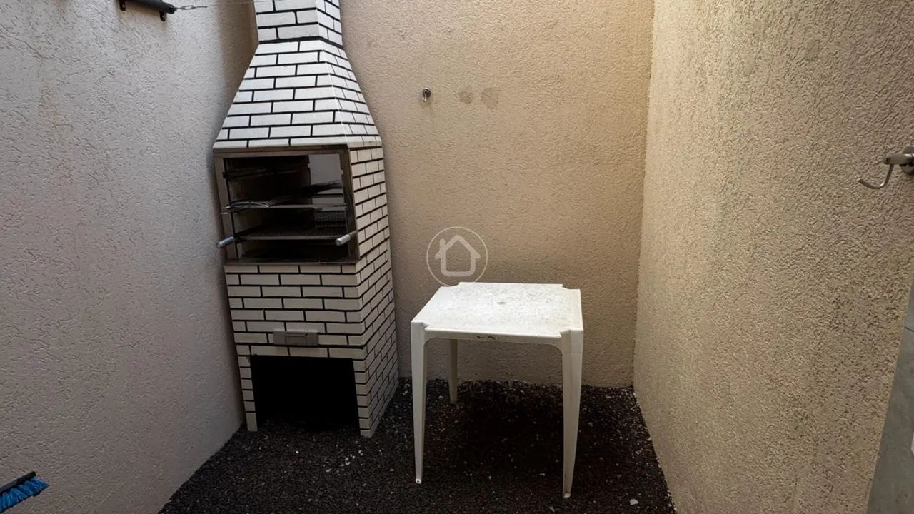 SOBRADO DE ESQUINA - Foto 2