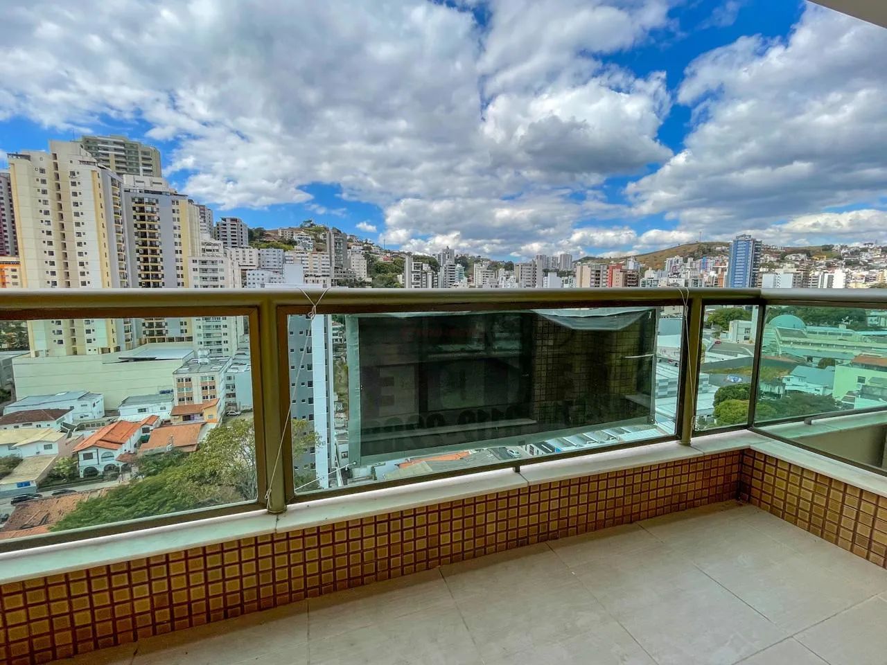 Apartamento com 2 quartos, suíte, varanda e lazer completo - Foto 4