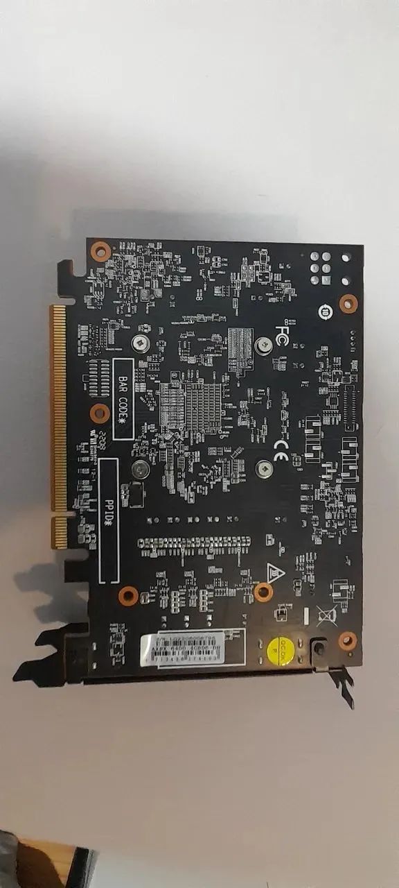placa de video PowerColor AMD Radeon RX 6400 ITX 4GB - Foto 2