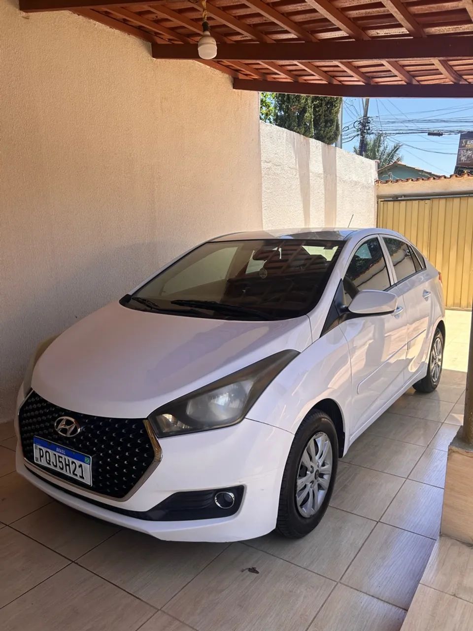 Hyundai Hb20S C.PLUS/C.STYLE1.0 FLEX 12V MEC. 4P 2015