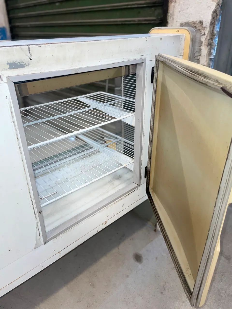 Balcão expositor refrigerado 02 portas  - Foto 2