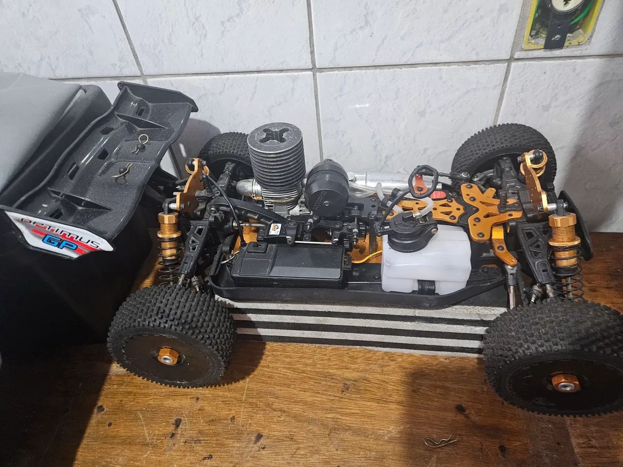 Automodelo Buggy 1/10 - Foto 3