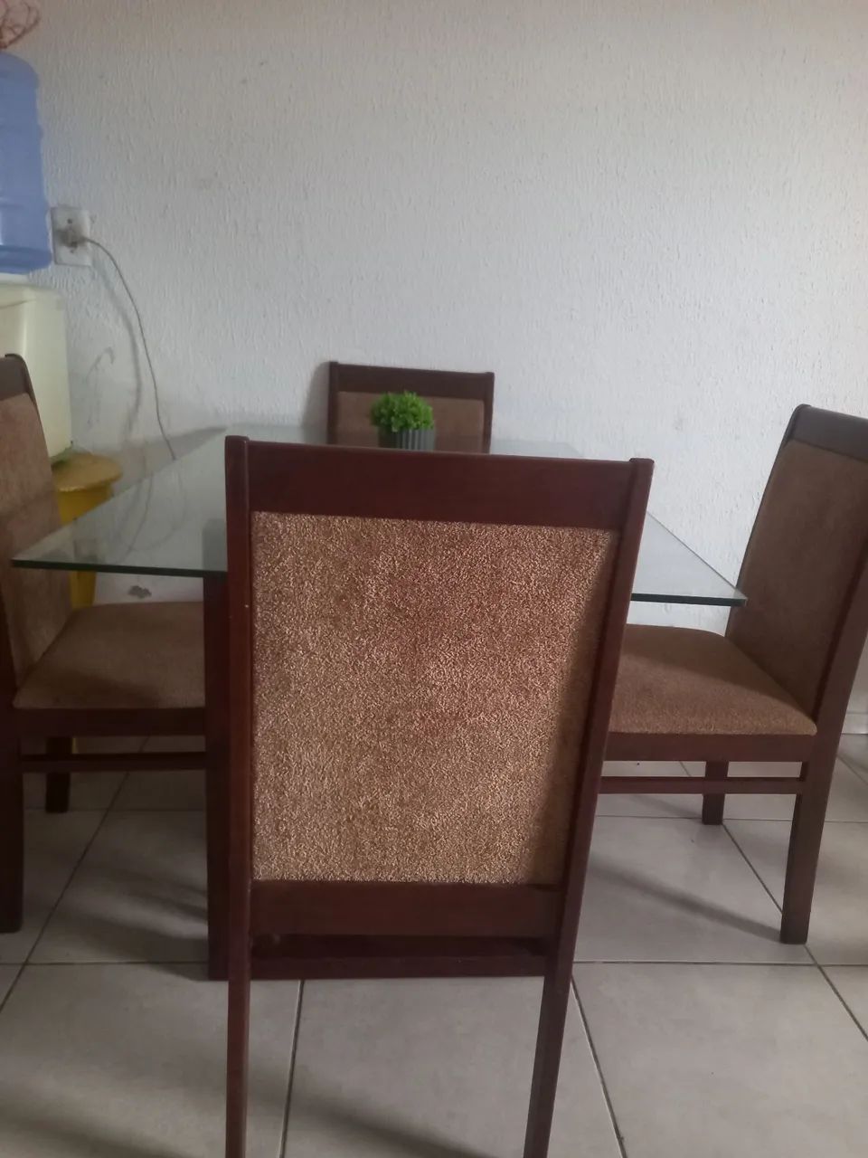 Mesa com cadeiras