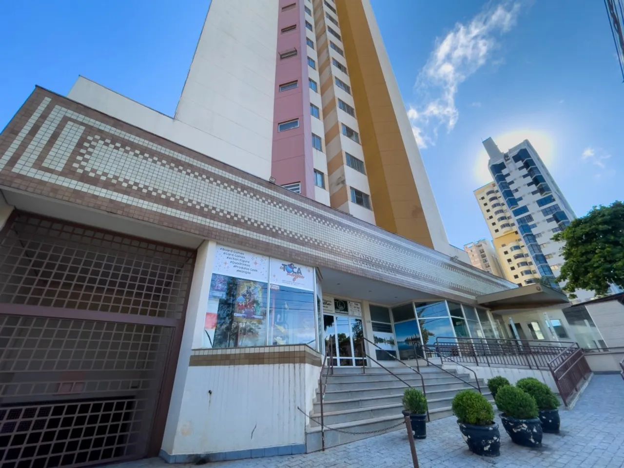 Apartamento para alugar no Edifício Castello Forte, Centro de Londrina