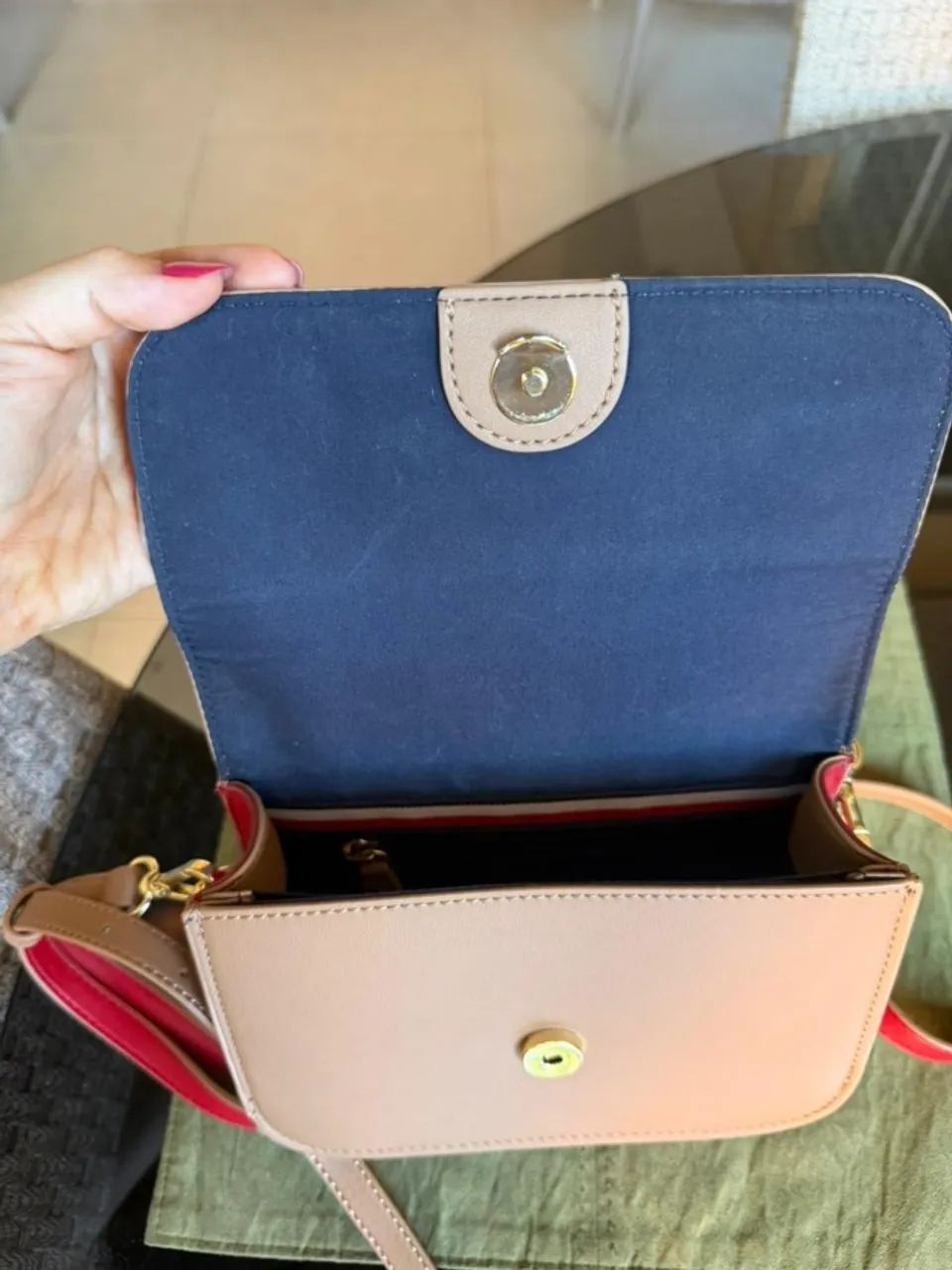 Bolsa Tommy Hilfiger original em perfeito estado - Foto 5